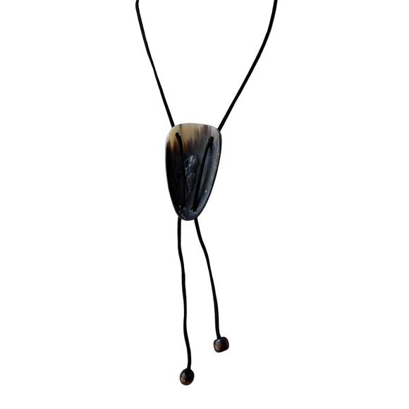 Natural Horn Bolo Tie with Gold Emblem Western Cowboy Festival - Picture 3 of 4